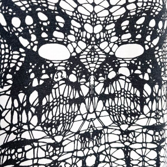 LULULEMON Lively Crew Neck Tee in Vitasea - Picture 4 of 8